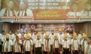 Lantik Ratusan Satgas, Ketum DPP Horas Bangso Batak : Seluruh Anggota Jaga Nama Baik dan Kuatkan Organisasi