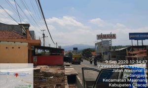Kabel Listrik PLN Nempel Ke Bangunan Milik Pelanggan, Listrik Mati Sementara