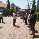 Desa Pasirsari dan Polsek Cikarang Selatan  Razia Yustisi Kedapatan Masyarakat Tidak Pakai Masker