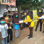 Dharma Pertiwi Daerah B dan Bhayangkari Sumsel Gelar Baksos di Pulokerto Gandus