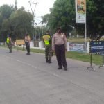 Polsek Pebayuran dan Koramil 11 Giat Lakukan Yustisi Razia Masker