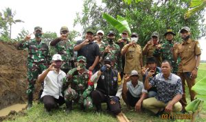 Dansektor 20 Langsung Cek Kegiatan Pembuat Embung dan Normalisasi di Desa Jayasakti