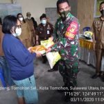 Wakili Dandim Minahasa, Serma Lengkong Serahkan Bantuan Bahan Pokok Pekerja DiPHK