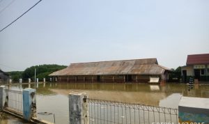 Rob Kembali Terjang Desa Pantai Bahagia, Rendam Rumah Warga dan Sekolahan