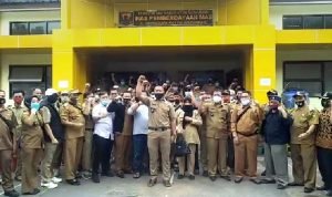 Pernyataan Oknum Apdesi Kab Sukabumi deklarasi Melawan UU Pers