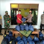 Polres Blora Salurkan Sembako Bagi Warga Terdampak Covid-19 di Seso