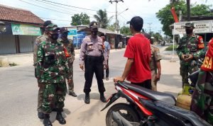 Jelang Tahun Baru, Koramil 08/Kronjo Terus Operasi Yustisi Bersama Tiga Pilar