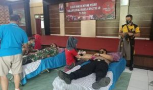 Hari Juang, TNI-Polri Mura Gelar Bhakti Sosial Donor darah