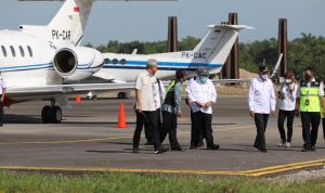 Gubernur dan Rombongan Menteri Mendarat Mulus di Bandara Ngloram Cepu Blora