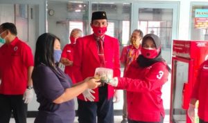 HUT ke 48 PDIP Blora Bagikan Tumpeng Kepada Narapidana di Rutan Kelas II B