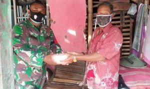 Dapur Umum Koramil 09/Mauk Distribusikan Nasi Bungkus Siap Saji