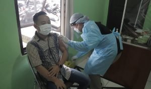 3 Tenaga Medis di FKTP Polda Sulut Disuntik Vaksin Covid-19
