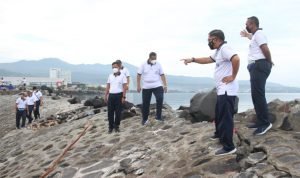 Danlantamal VIII Pimpin Pembersihan dan Pembenahan di Sekitar Kawasan Megamas