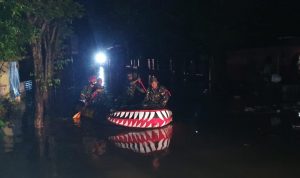 Lantamal VIII Kerahkan Satgas Banjir, Bantu Warga di Kota Manado