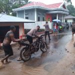 Polisi Lakukan Penanganan Pasca Banjir Bandang di Siau Barat Sitaro