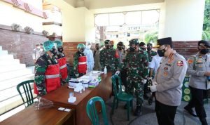Cek Penegakan Prokes, Panglima TNI dan Kapolri Kelilingi Dua Pasar di Bali