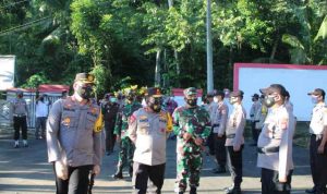 Kapolda Tinjau Lahan Pembangunan Polres Sitaro dan Ingatkan Prokes Covid-19