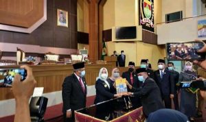 Bupati Hj Ratna Mahmud Amin Targetkan APBD 3 Triliun