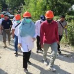 Tinjau TPA Kebon Kongok dan Pengolahan Limbah Medis, Wagub Jalan Kaki 2,5 Km