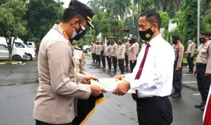 Ungkap Jaringan Internasional Anggota Sat Resnarkoba Polres Metro Bekasi Dapatkan Penghargaan