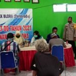 Pembagian BLT DD Mojorembun Kradenan Blora, Dapat Kawalan TNI-Polri