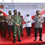 Panglima TNI dan Kapolri Tinjau Pelaksaan Vaksin 2.101 Personel di Polda Jatim
