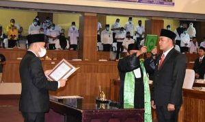 Rapat Paripurna DPRD Mura Lantik anggota PAW