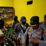 Ops Pekat, Polsek Serang Sita Puluhan Botol Miras Dan Obat Kuat