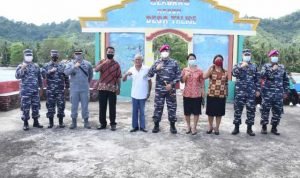 Danlantamal VIII Tinjau Dua Desa Calon Kampung Bahari Nusantara