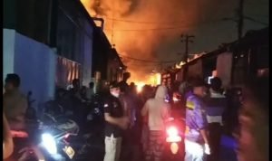 Industri Biji Plastik di Tegal Alur di Lalap Sijago Merah