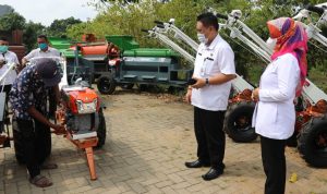 Pemkab Blora Salurkan ALSINTAN dan Benih Unggul Hortikultura