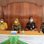 Hari Lansia, Pemkab Cilacap Bagikan Paket Sembako