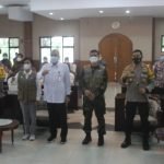 Dandim 0510/Trs Dampingi Bupati Terima Kunker Tenaga Ahli Satgas Covid Nasional