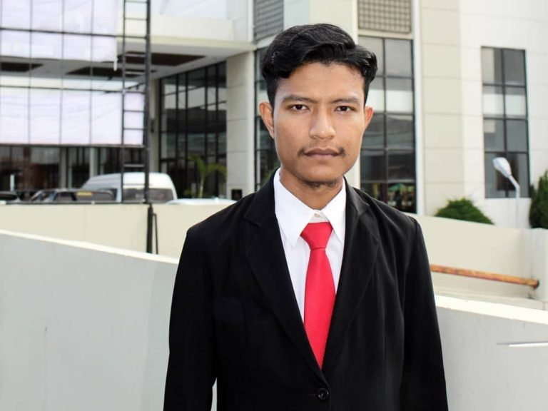 Kuliah itu Tidak Penting, Kenapa?