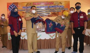 Batik Karya Peserta Pelatihan BLK Blora, akan Dipakai Bupati dan Wakil Bupati