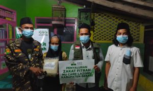 Gerakan Pemuda Ansor Sumbersari Berikan Santunan Yatim dan Zakat Fitrah