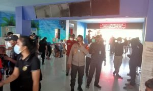 Polisi Bubarkan Warga yang Berwisata di Wahana Air Bekasi