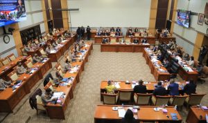 Kapolri Paparkan 15 Aplikasi Layanan Publik di DPR