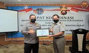 Polda Kalbar Dapat Penghargaan Dari Kanwil BPN Kalbar