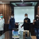 Serahkan Masker Sanitizer, Kagama Barmas Diapresiasi Walikota Manado AA