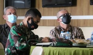 Dandim 1205/Sintang Hadiri Vicon Evaluasi Pelaksanaan Tugas Penanganan Covid-19