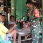 Bagikan Masker, Upaya Memberikan Kesadaran kepada Warga