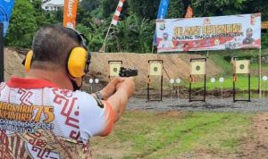 Danlantamal VIII Raih Nilai Tertinggi Pada Lomba Menembak Pistol, Kapolda Cup