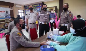 HUT Bhayangkara Ke-75, Polres Serang Kabupaten Gelar Donor Darah