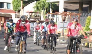 Polda Sulut Gelar Gowes Sehat Dalam Rangka Hari Bhayangkara ke-75