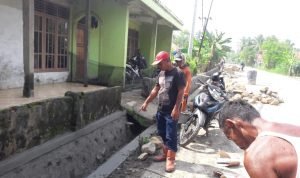Pengerjaan Pembangunan Drinase Jalan Lintas Binuangeun Cibareno Sangat Berkualitas