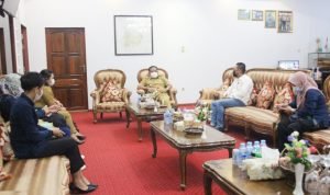 Bupati Sanggau Mengajak Masyarakat Donor Darah Untuk Membantu Sesama