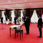 Gubernur Sultra Lantik Bupati dan Wakil Bupati Wakatobi