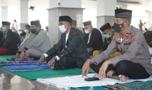 Pemkab Kolaka Utara Laksanakan Sholat Idul Adha di Masjid Agung Bahrurrasyad Wal Ittihad