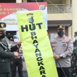Kapolda Sulut Terima Surprise Ucapan Selamat Hari Bhayangkara dari Danrem 131/Santiago